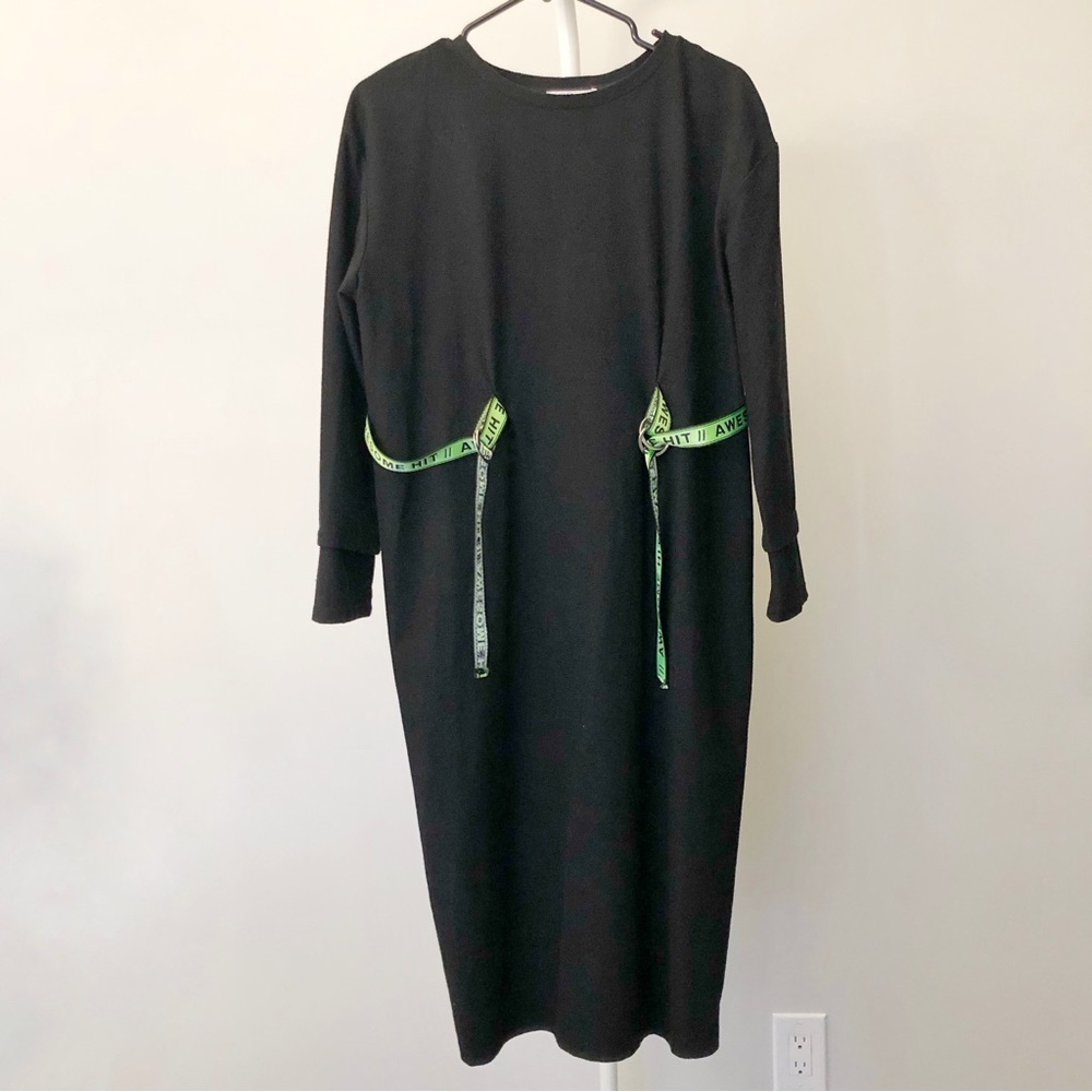 ZARA Black Minimalist Contemporary Relaxed Fit Long Sleeves Belted Midi Dress. - Picture 15 of 16